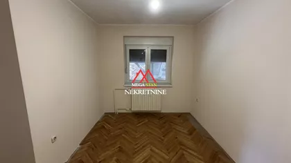 Pere Popadića | 4zida.rs