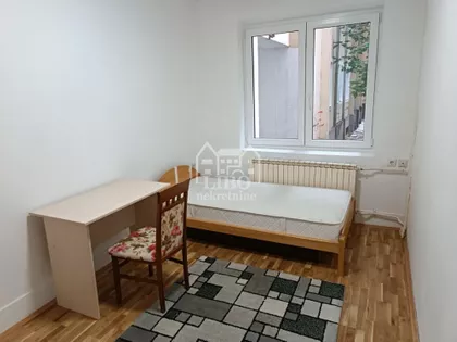 Tome Roksandića | 4zida.rs