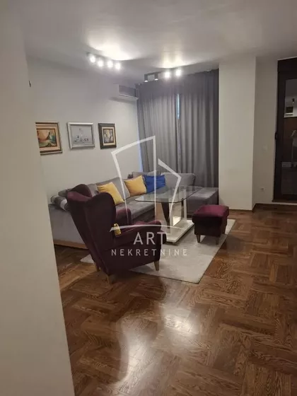 Starca Vujadina | 4zida.rs