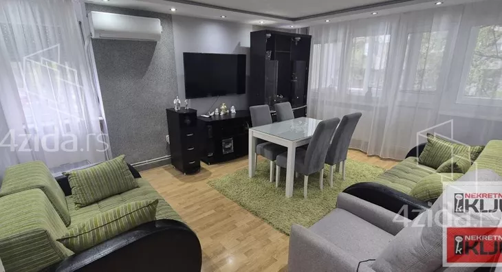 Dvoiposoban stan | 4zida