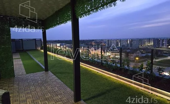 Petosoban stan | 4zida