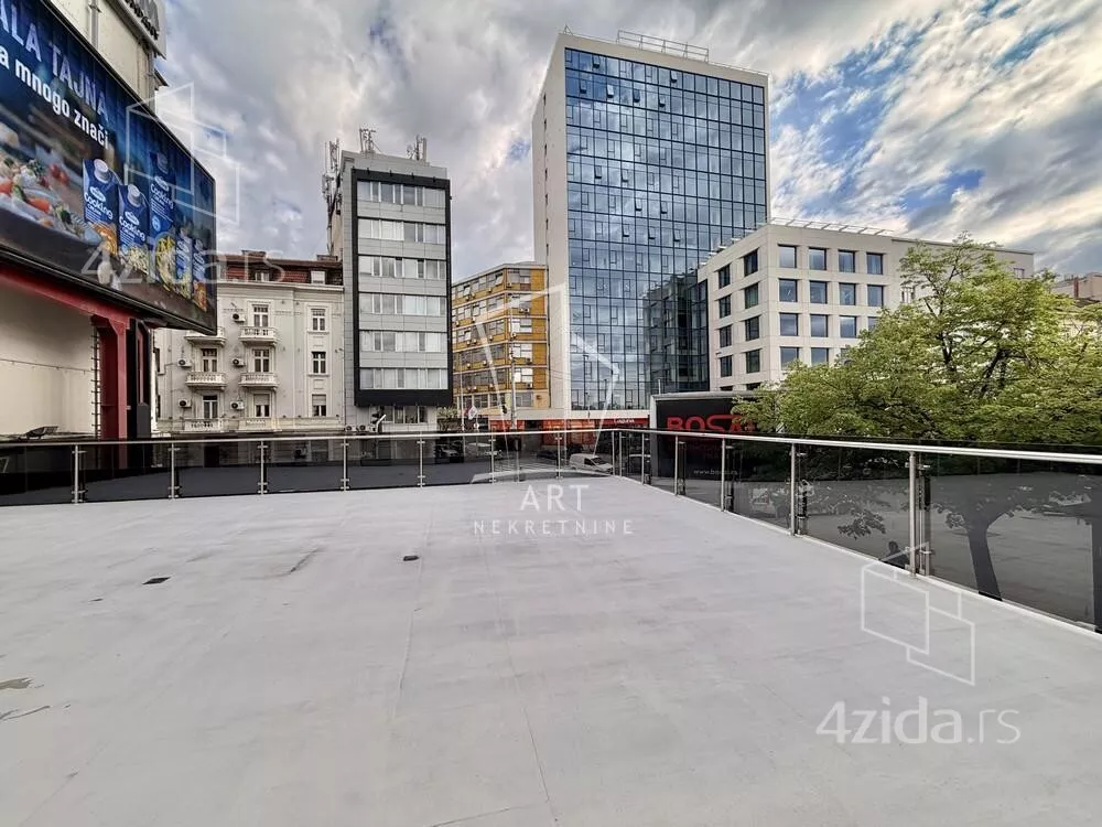 Poslovni prostor | 4zida