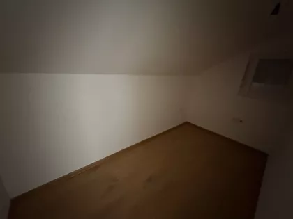 Kolonija | 4zida.rs