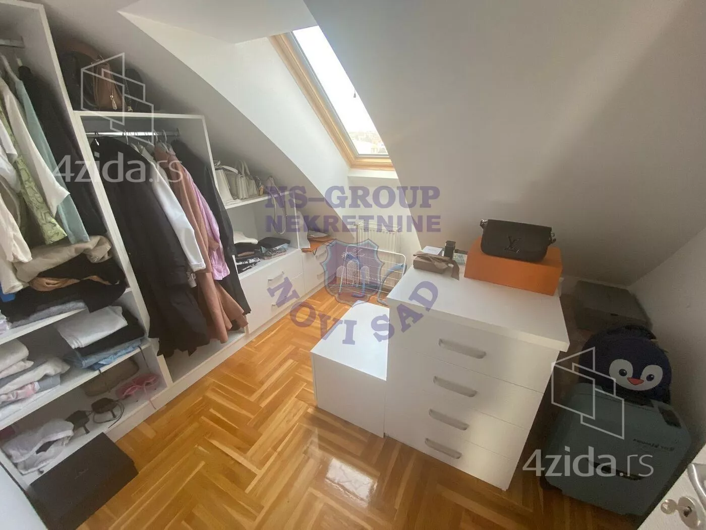 Četvorosoban stan | 4zida