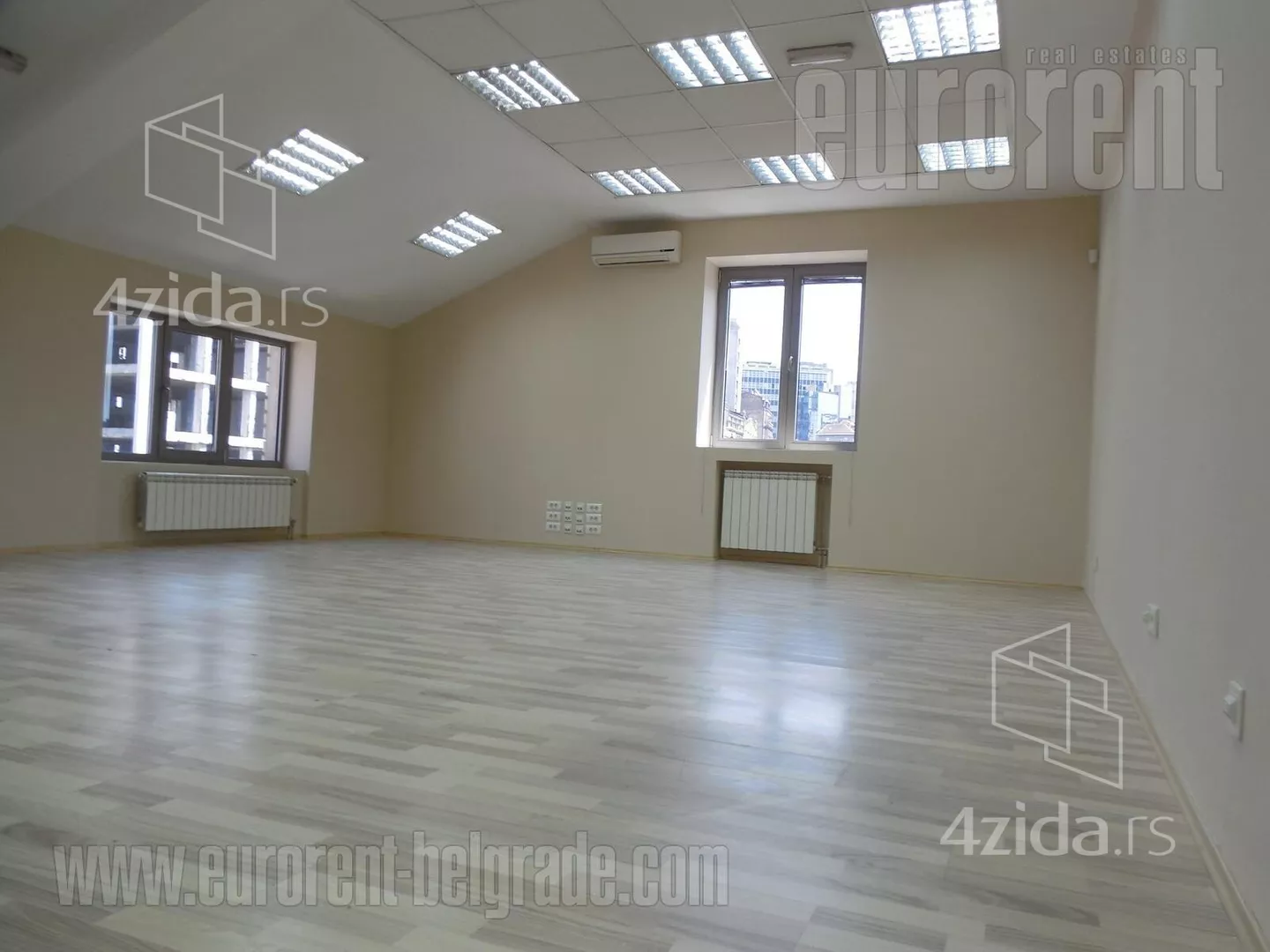 Poslovni prostor | 4zida