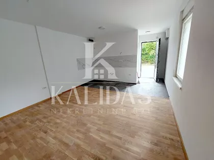 Veternička Rampa | 4zida.rs