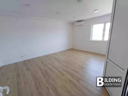 Batajnički drum | 4zida.rs