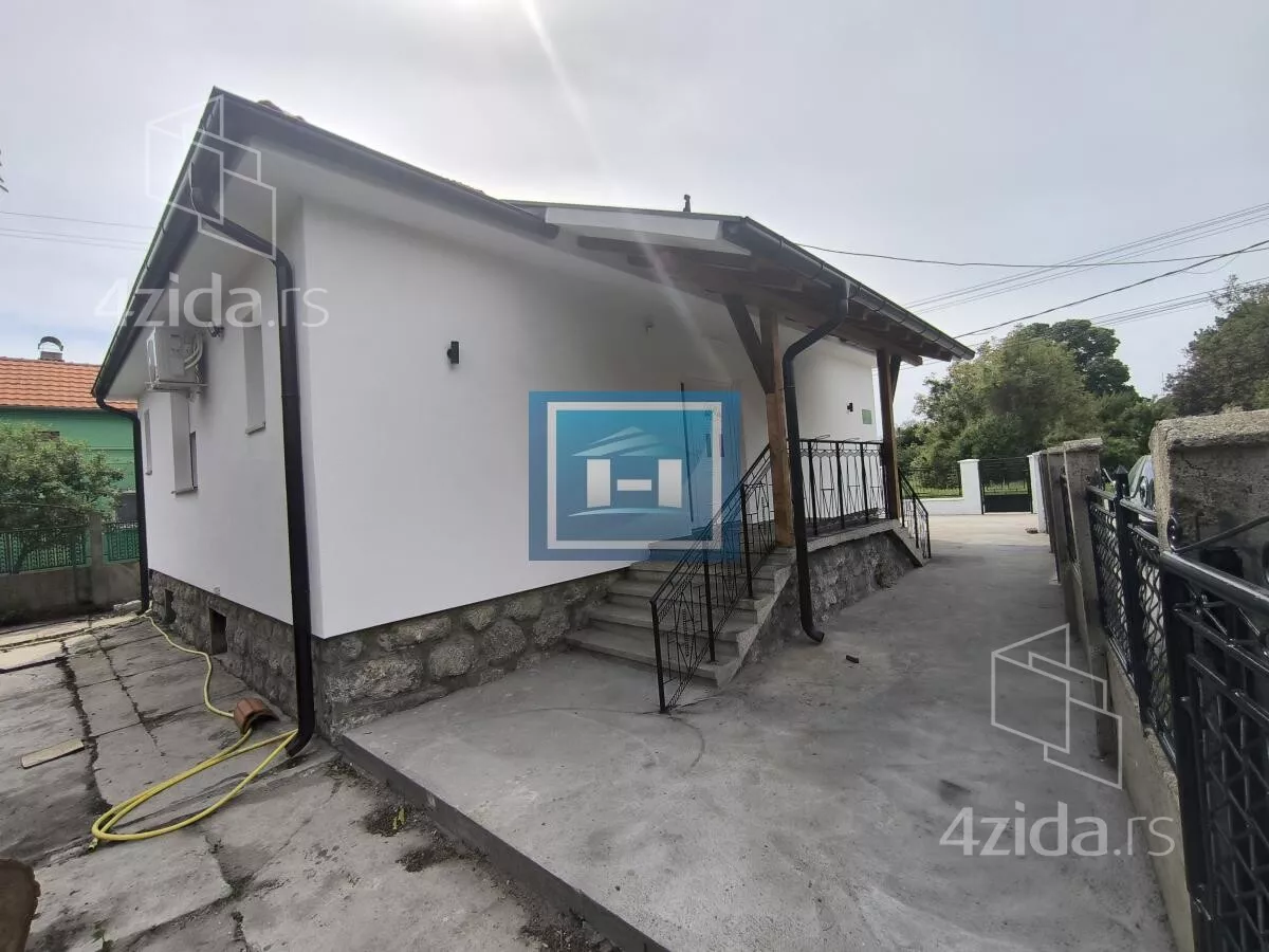 Kuća | 4zida
