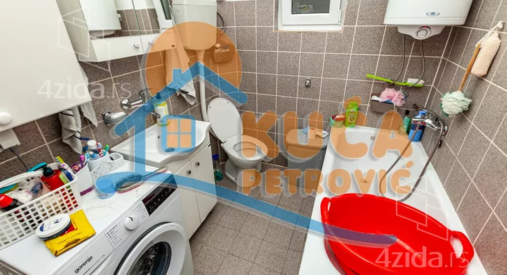 3-etažna kuća | 4zida