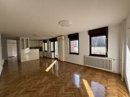 Sajmište | 4zida.rs