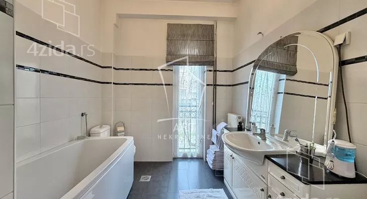 4-etažna kuća | 4zida