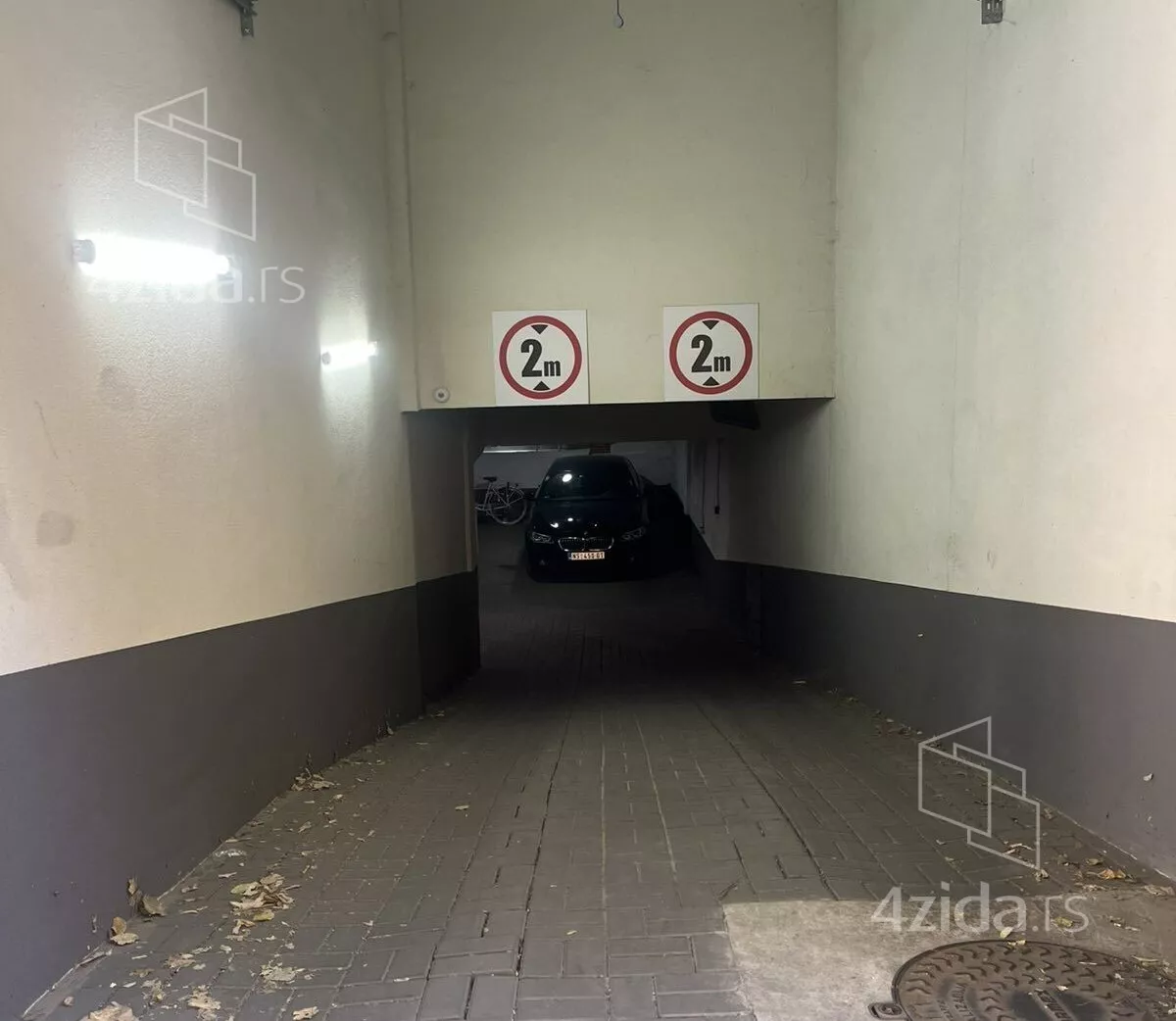 Garaža | 4zida