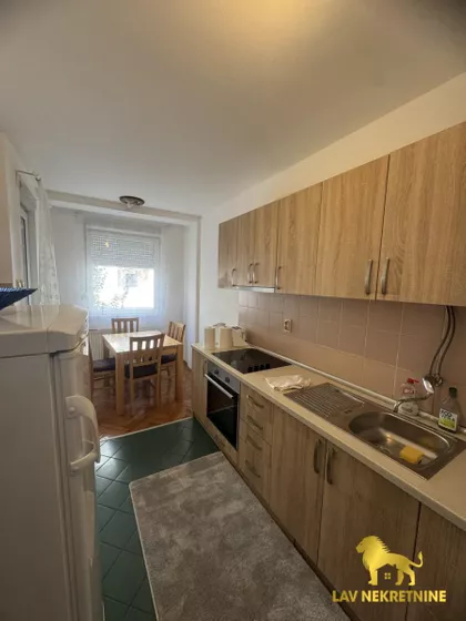 PUŠKINOVA | 4zida.rs