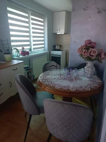 Učiteljsko Naselje | 4zida.rs