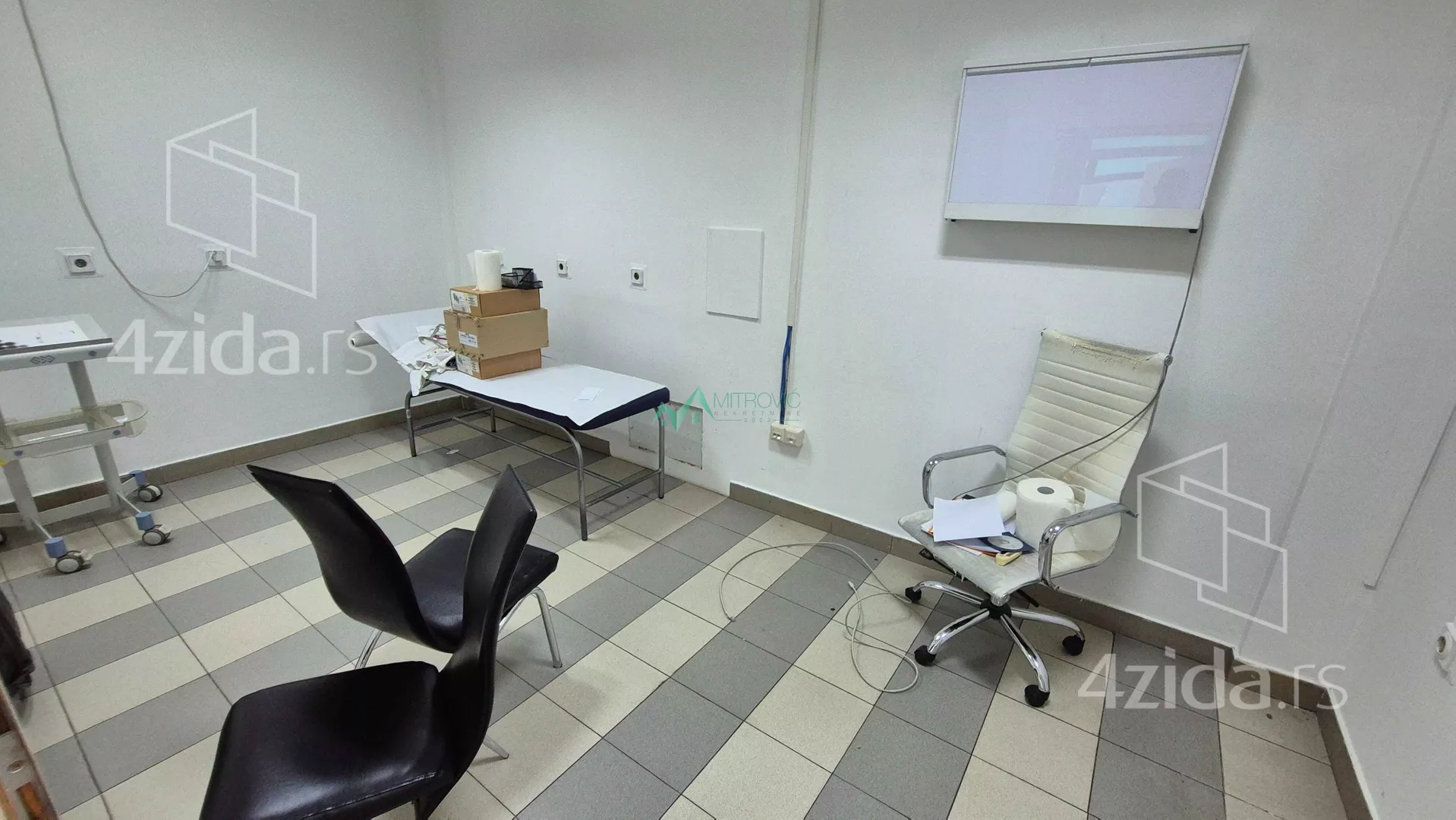 Poslovni prostor | 4zida