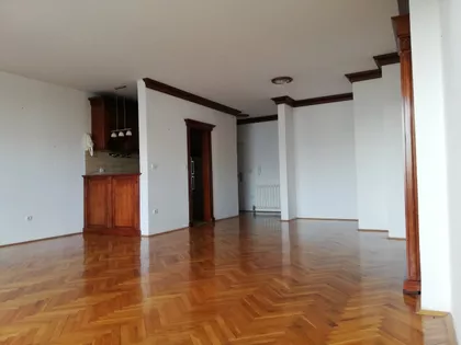 Miloja Đaka 21 | 4zida.rs