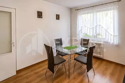 Pariske komune | 4zida.rs