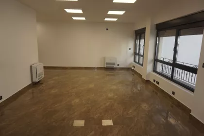Vukov Spomenik | 4zida.rs