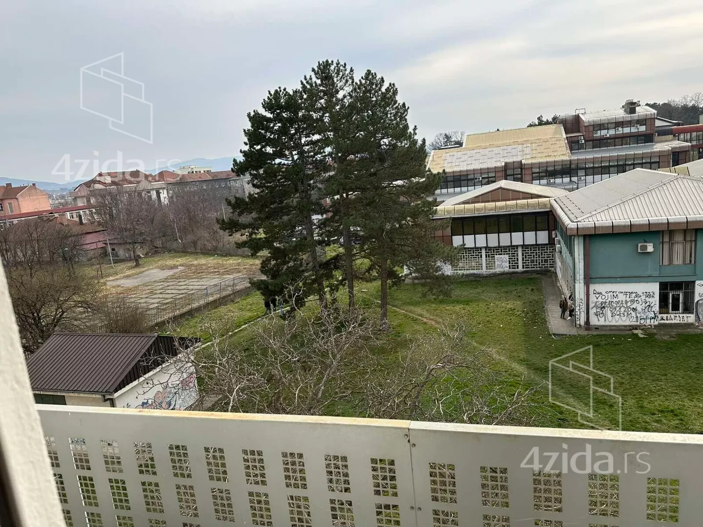 Dvoiposoban stan | 4zida