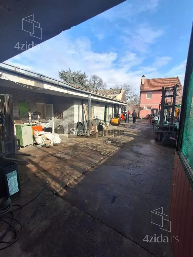 Poslovni prostor | 4zida