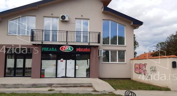 Poslovna zgrada | 4zida