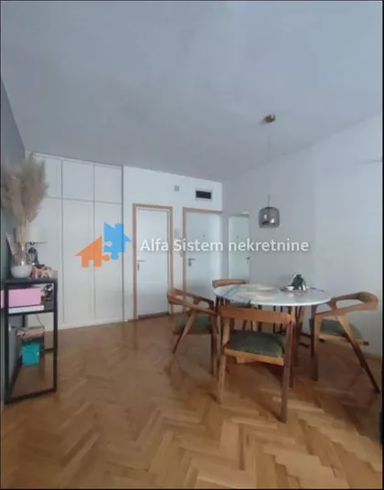 Botanička Bašta | 4zida.rs