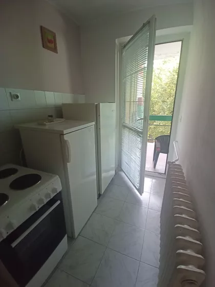 Partizanskih Baza | 4zida.rs