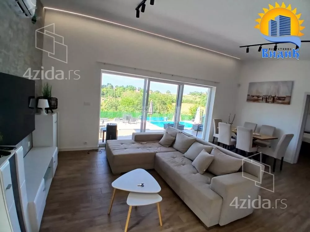 Kuća | 4zida