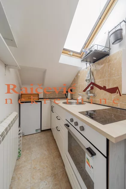 Carice Milice | 4zida.rs