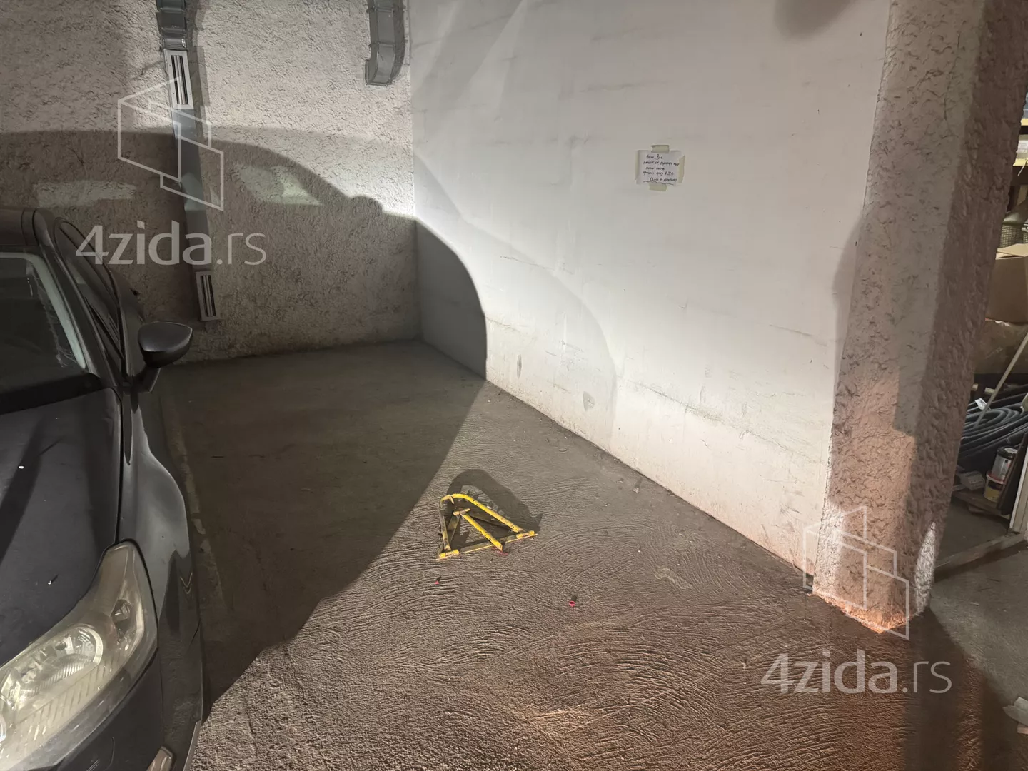 Garaža | 4zida