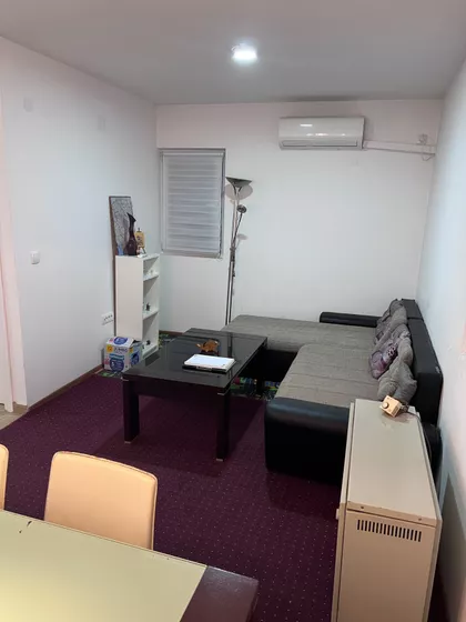 Vladimira Rolovića 39D | 4zida.rs