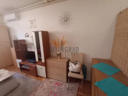 Albanske spomenice | 4zida.rs