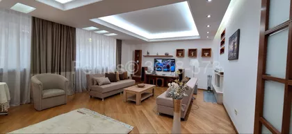 Krunski Venac | 4zida.rs