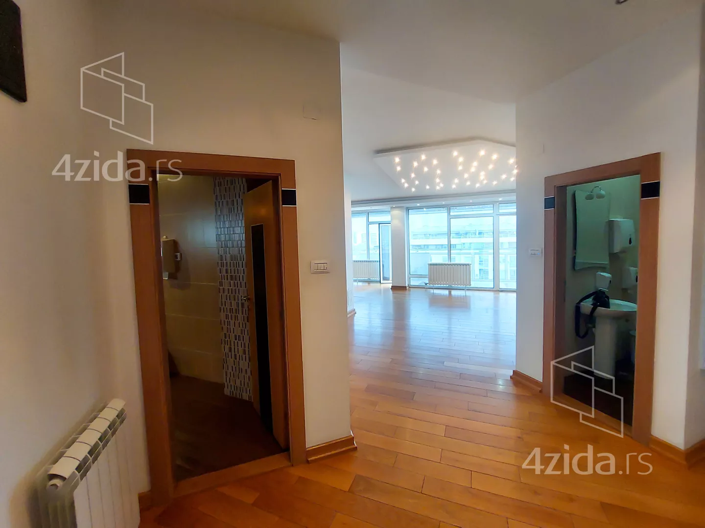 Petosoban stan | 4zida