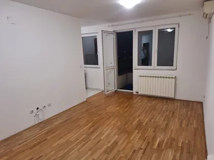 Zvezdarska Šuma | 4zida.rs