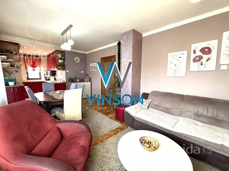 Troiposoban stan | 4zida