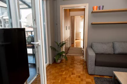 Železnička 33 | 4zida.rs