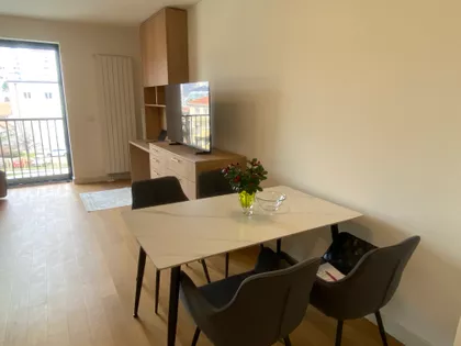 Milana Rakica | 4zida.rs