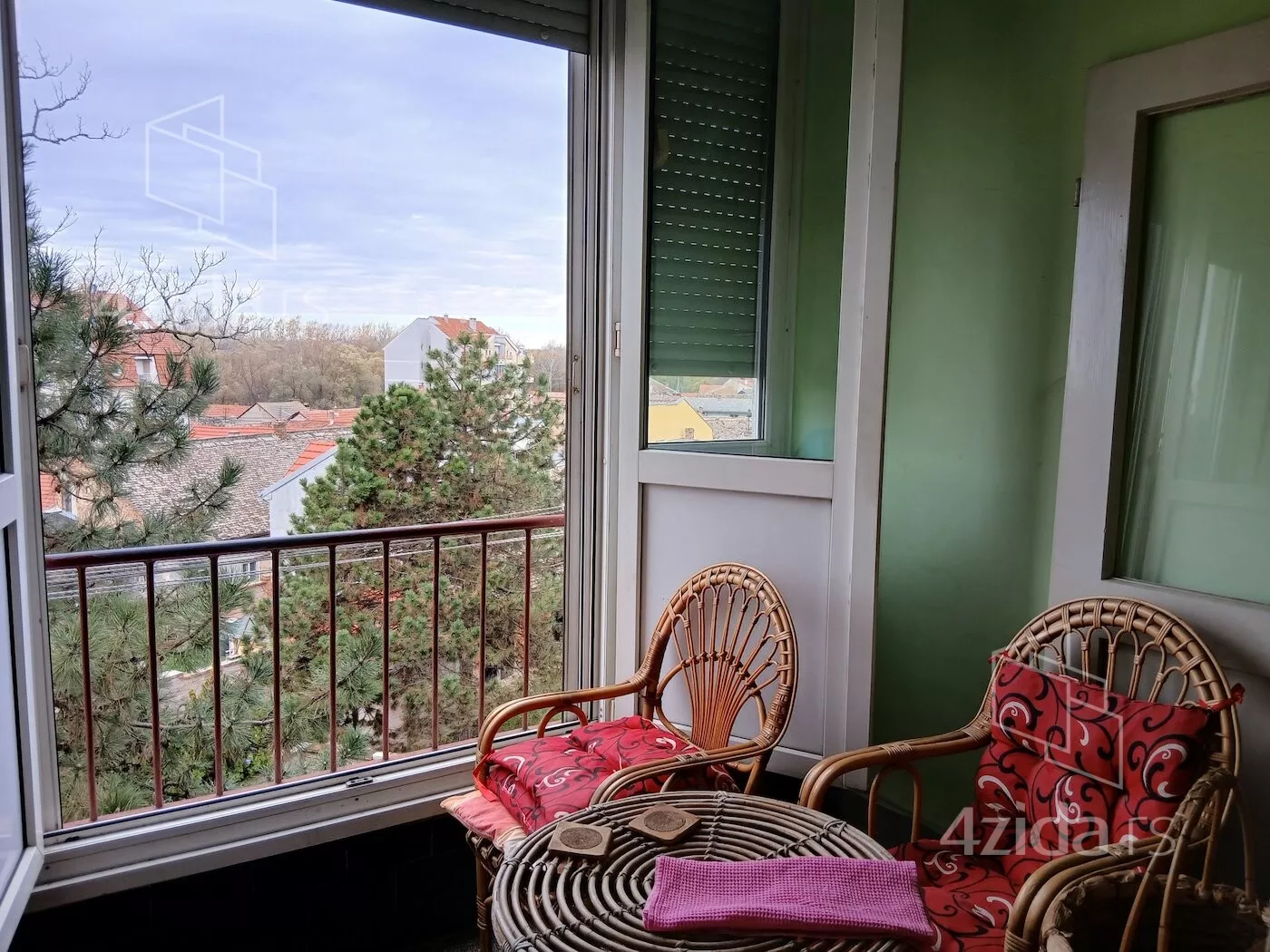 Dvoiposoban stan | 4zida