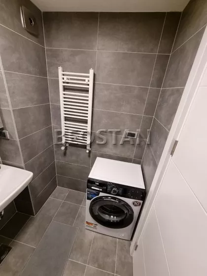 Vojvodjanska | 4zida.rs