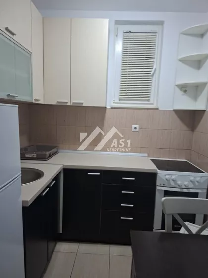 Tone Hadžića | 4zida.rs