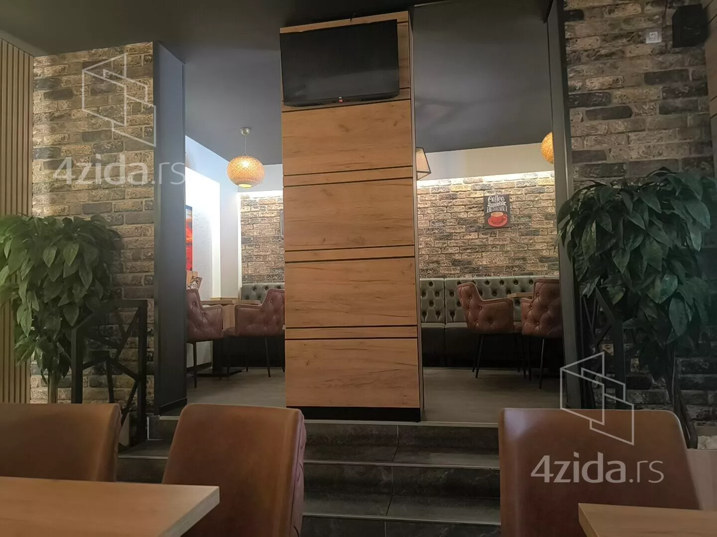 Lokal | 4zida