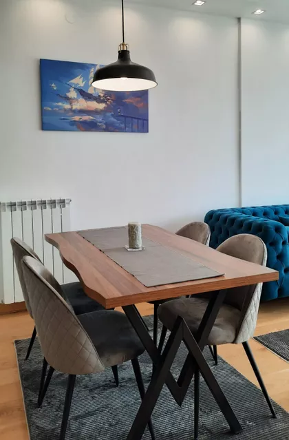 Tadije Sondermajera Zepterra | 4zida.rs