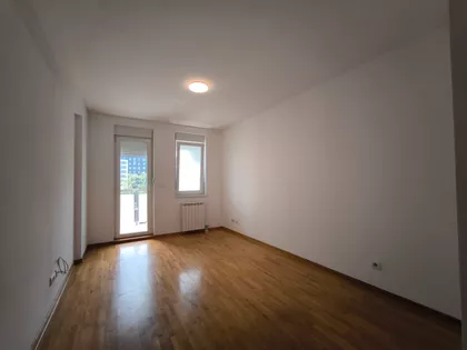 Uroša Martinovića | 4zida.rs