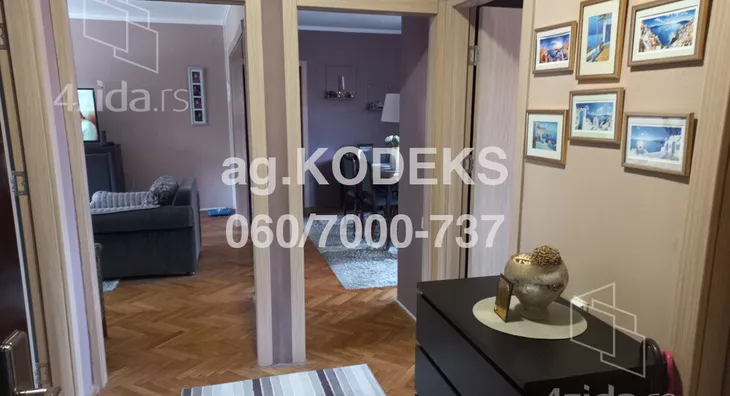 Četvorosoban stan | 4zida