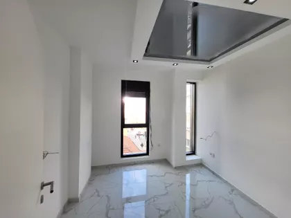 Cara Dušana | 4zida.rs