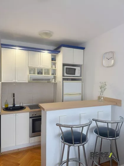 Cara Dušana | 4zida.rs