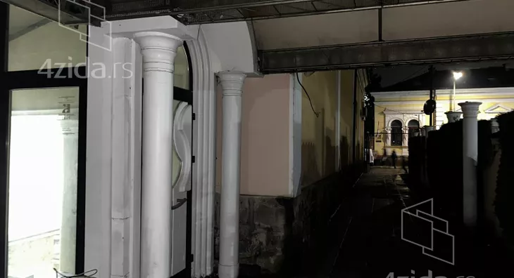 Poslovni prostor | 4zida