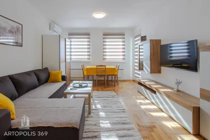 Aleksandra Bugarskog | 4zida.rs