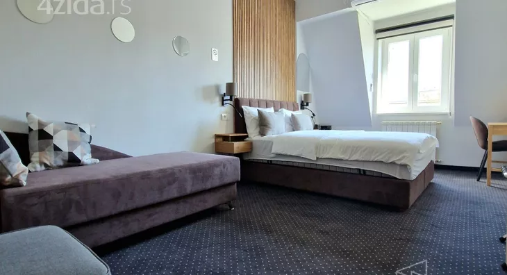 Devetosoban stan | 4zida